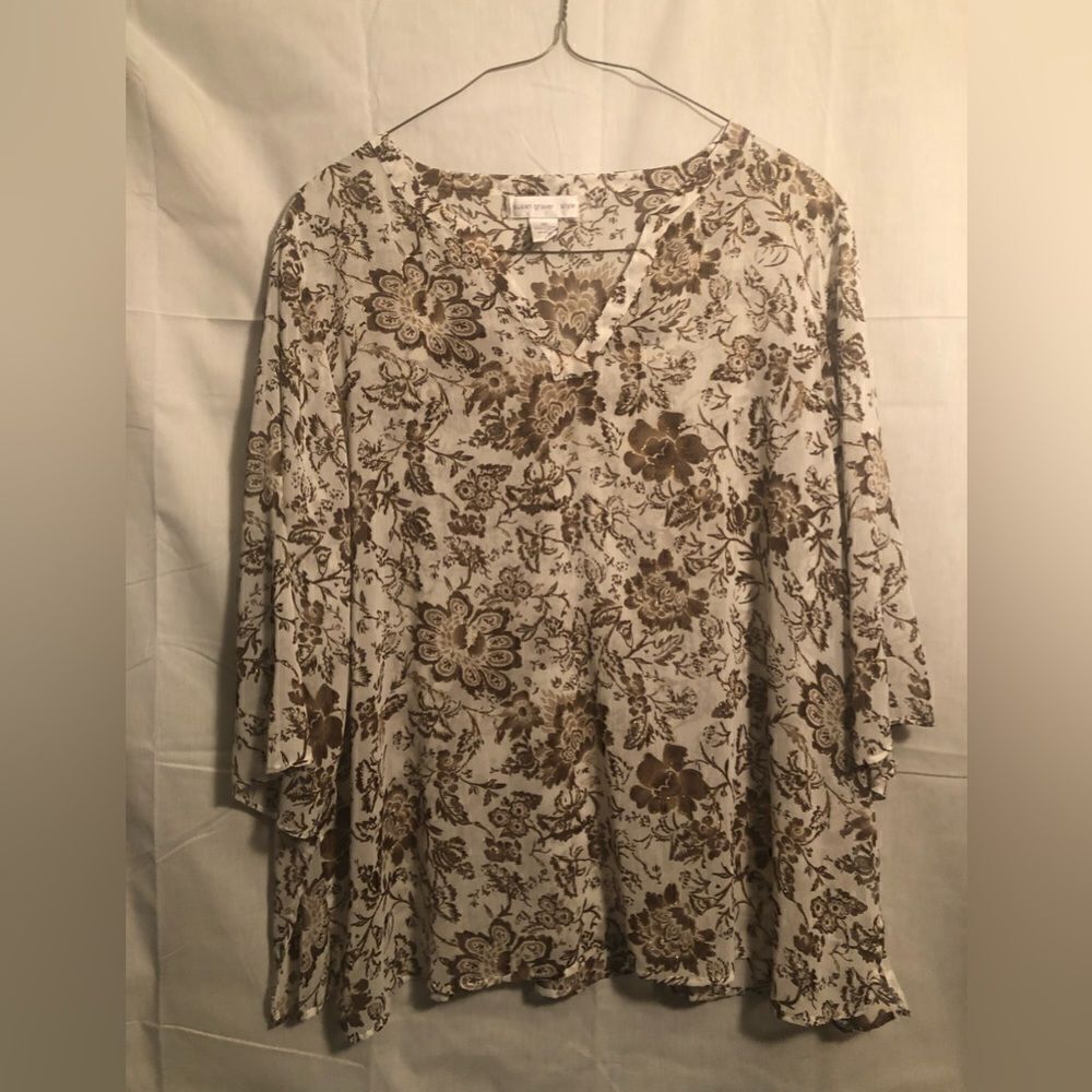 Susan Graver Style Semi sheer floral and metallic thread v neck pullover blouse